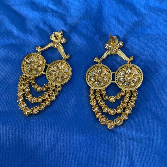 Long statement earrings. - Picture 3 of 4